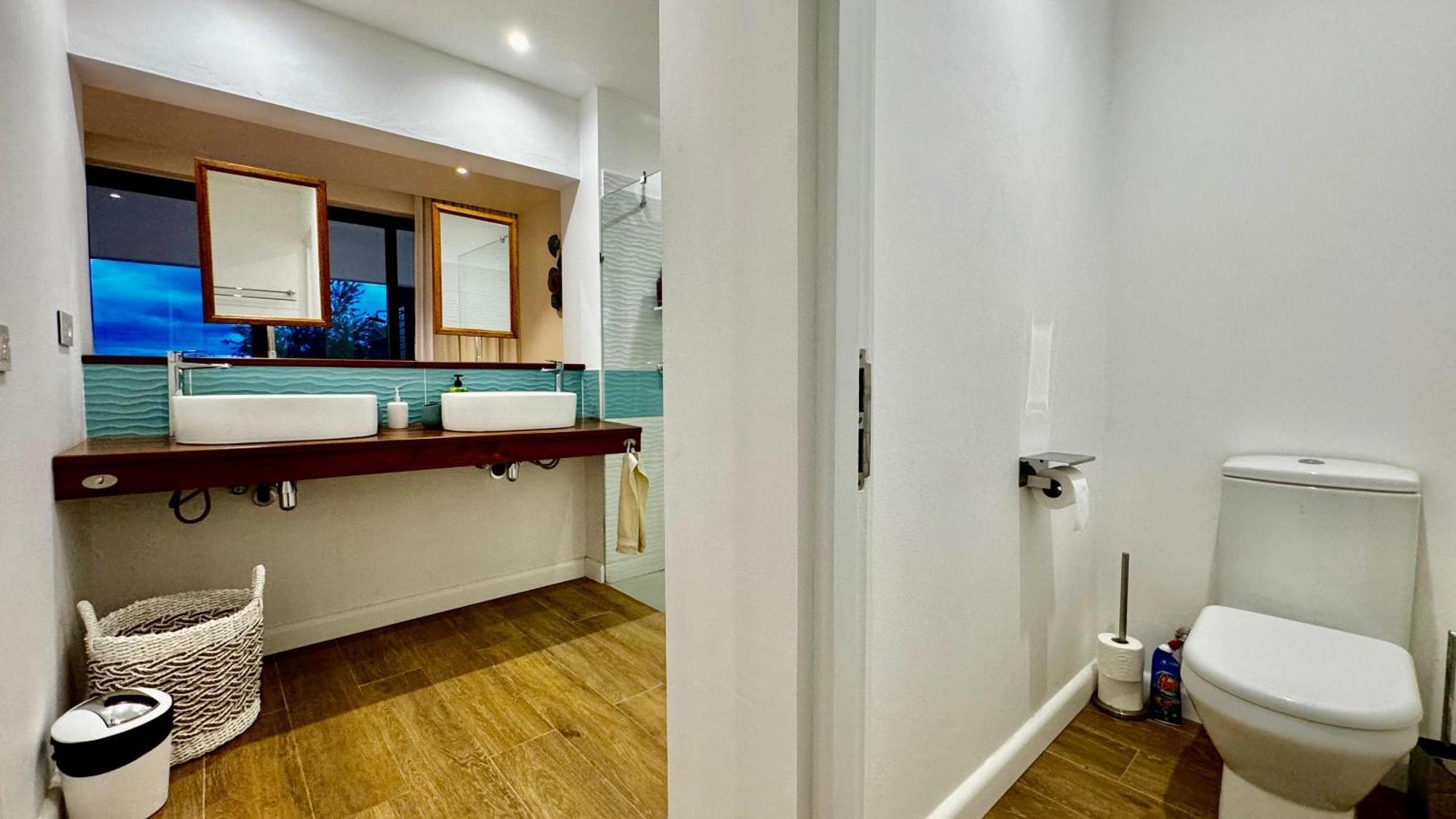 Appartement De Luxe Piscine Et Vue Mer Rivière Noire Zewnętrze zdjęcie