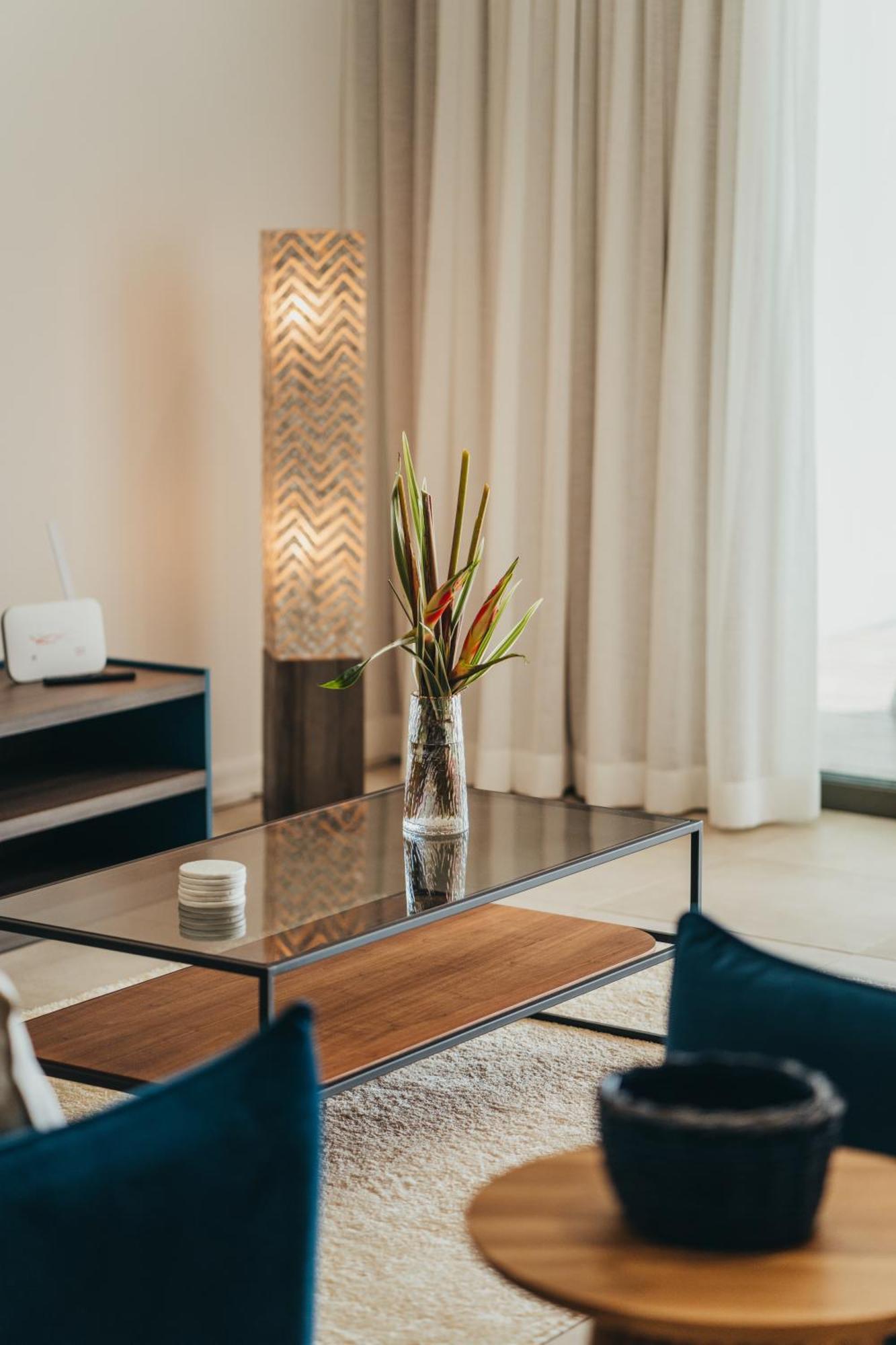 Appartement De Luxe Piscine Et Vue Mer Rivière Noire Zewnętrze zdjęcie