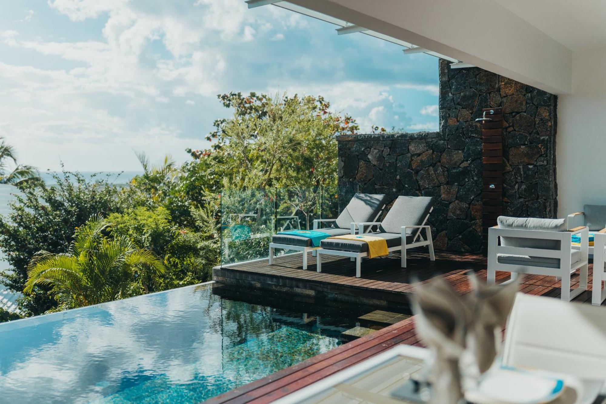 Appartement De Luxe Piscine Et Vue Mer Rivière Noire Zewnętrze zdjęcie