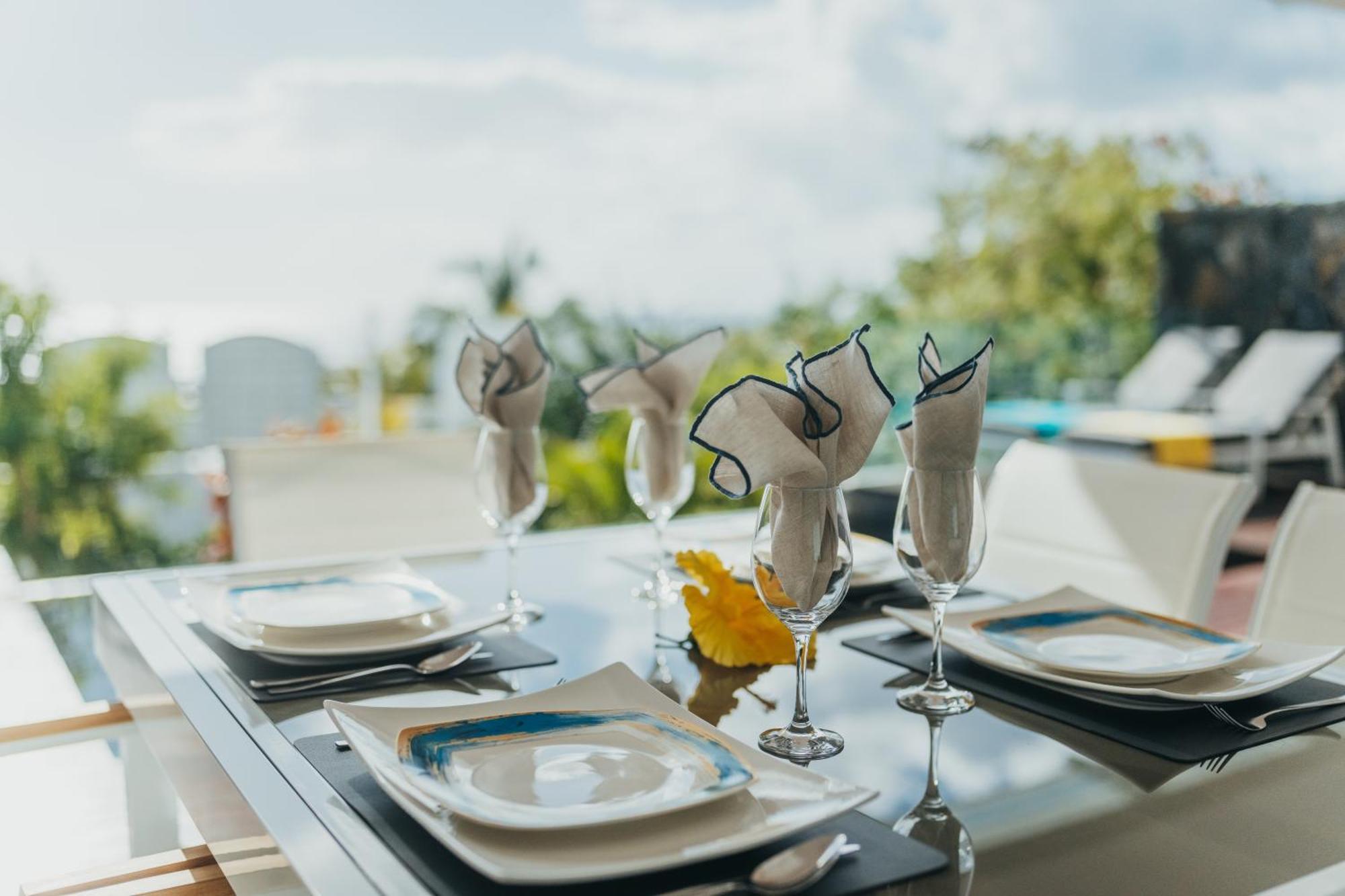 Appartement De Luxe Piscine Et Vue Mer Rivière Noire Zewnętrze zdjęcie